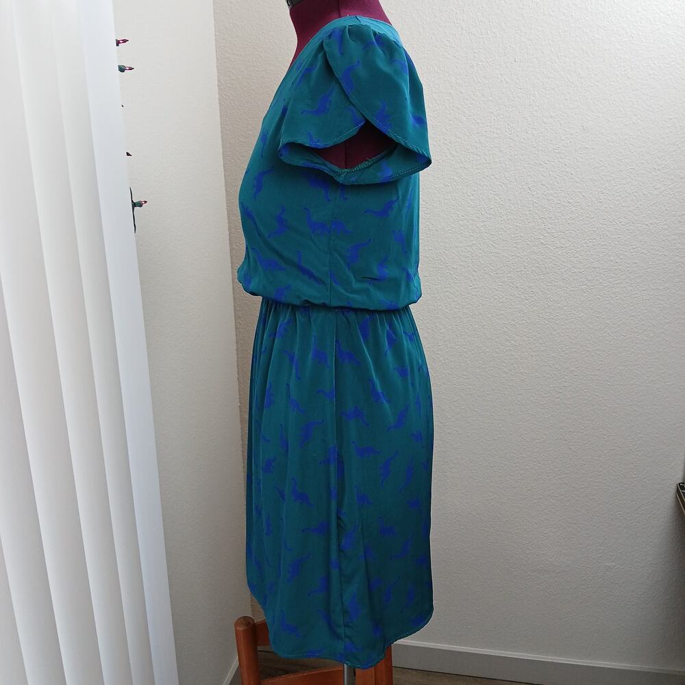 Peach Love California ModCloth Dino Print Dress M green blue blouson midi - Picture 2 of 13